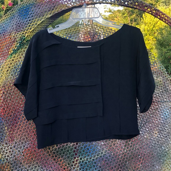 Mischen Top Blouse - Picture 2 of 10